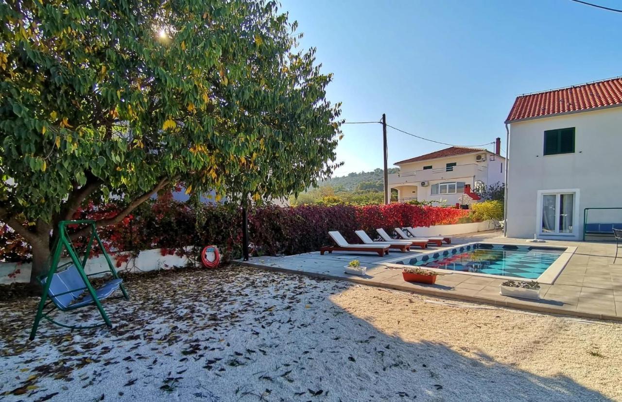 Holiday Home Nino With Amazing Swimming Pool Slatine Dış mekan fotoğraf